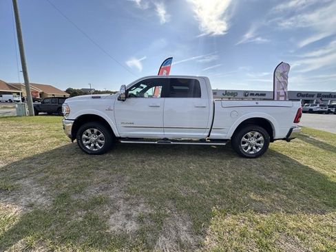 Used 2024 RAM 2500 Limited image 4