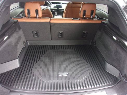 Used 2021 Cadillac XT4 Sport AWD/4WD image 6