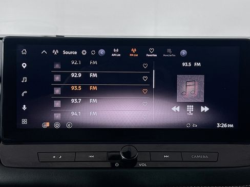 Used 2025 Nissan Rogue SL FWD image 21