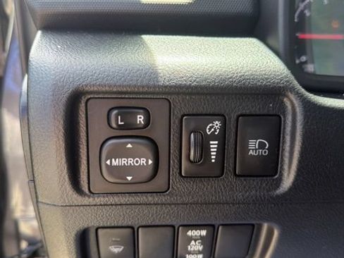 Used 2021 Toyota 4Runner Limited AWD/4WD image 20