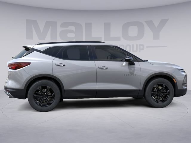 New 2026 Chevrolet Blazer LT w/ Midnight/Sport Edition AWD/4WD image 6
