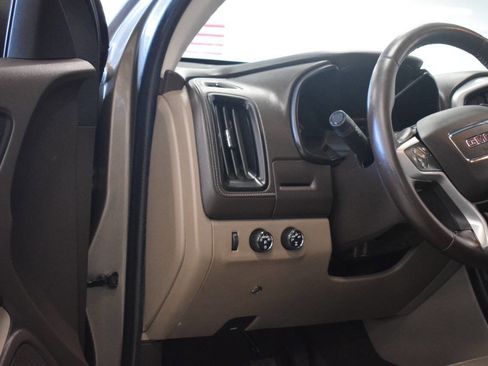 Used 2015 GMC Canyon SLT w/ Driver Alert Package image 64