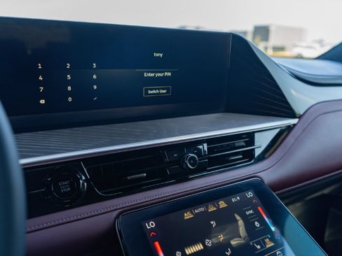 Certified 2025 INFINITI QX80 Autograph AWD/4WD image 16