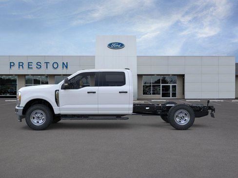New 2026 Ford F350 XL AWD/4WD image 3