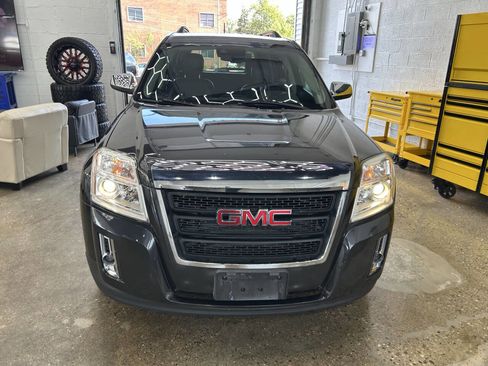 Used 2015 GMC Terrain SLT w/ Chrome Appearance Package image 5
