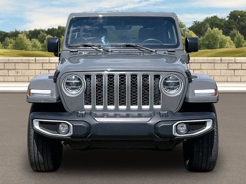 Used 2021 Jeep Wrangler Unlimited Sahara AWD/4WD image 3