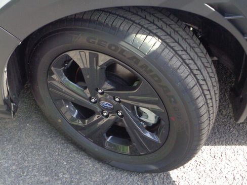 New 2026 Subaru Crosstrek 2.5i AWD/4WD image 16
