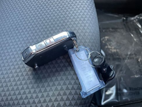 Used 2025 Kia Soul LX w/ LX Technology Package image 21