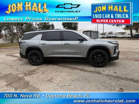 Used 2025 Chevrolet Traverse RS w/ LPO, Floor Liner Package image 15