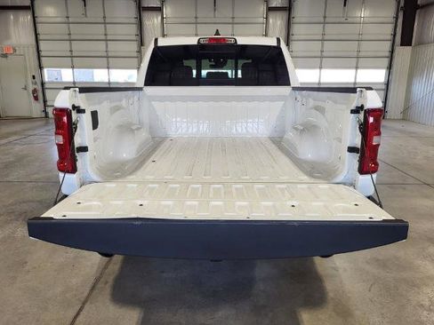 Used 2025 RAM 1500 Laramie AWD/4WD image 10