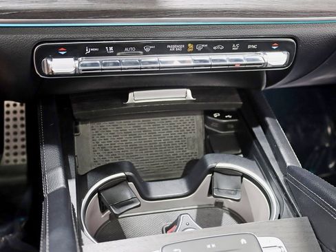 Used 2020 Mercedes-Benz GLE 580 4MATIC image 27