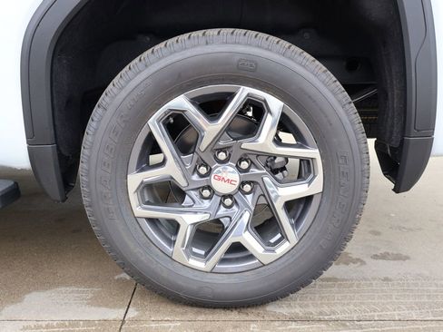 New 2026 GMC Sierra 1500 SLT w/ SLT Premium Package AWD/4WD image 48