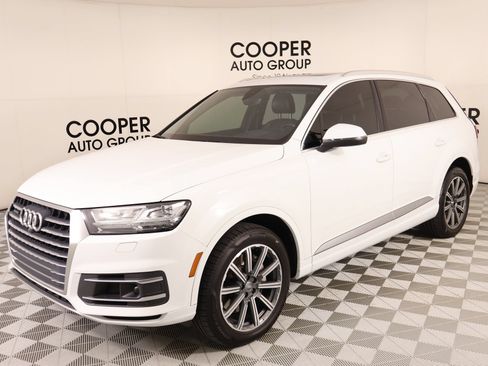 Used 2017 Audi Q7 3.0T Prestige w/ Prestige Package AWD/4WD image 11