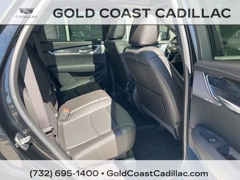 Certified 2023 Cadillac XT5 Premium Luxury w/ LPO, Floor Liner Package image 8