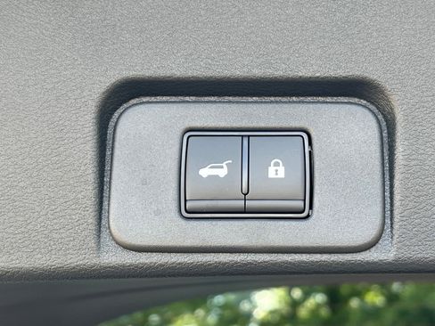 New 2026 Nissan Rogue Platinum AWD/4WD image 38