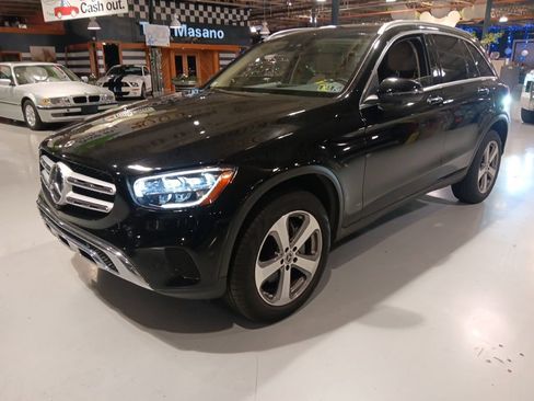 Certified 2022 Mercedes-Benz GLC 300 4MATIC image 1