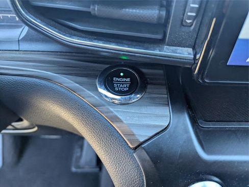 Used 2020 Ford Explorer Limited image 13