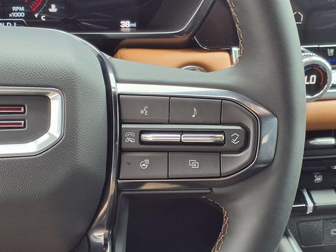 New 2026 GMC Canyon AT4 w/ Nightfall Edition AWD/4WD image 15