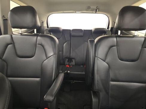 Used 2025 Kia Telluride S AWD/4WD image 23