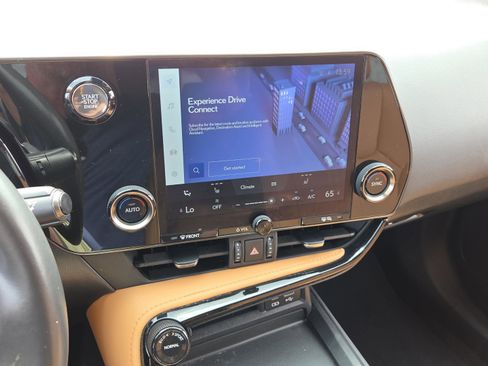 Used 2023 Lexus NX 250 FWD w/ Towing Package (2000 Lbs) image 23