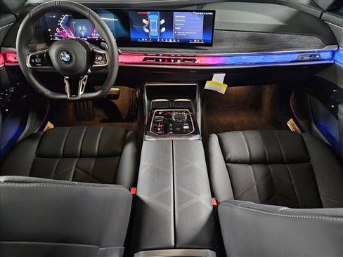 New 2025 BMW 760i xDrive w/ Executive Package image 15