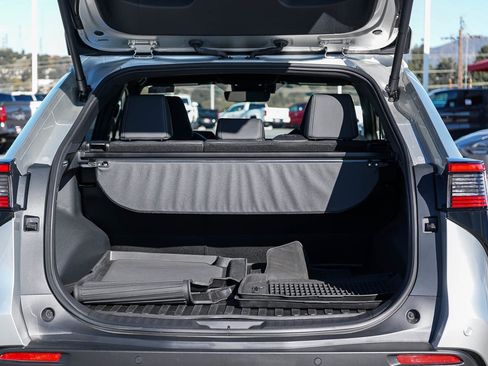 Used 2024 Toyota bZ4X XLE image 27