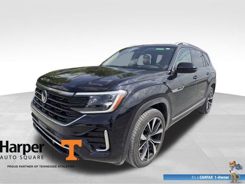 Used 2025 Volkswagen Atlas SEL Premium R-Line image 1