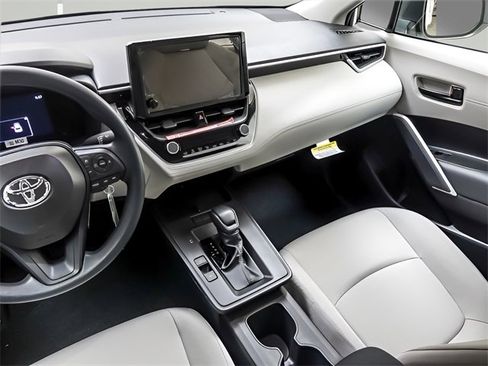 New 2026 Toyota Corolla Cross L image 14