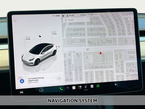 Used 2023 Tesla Model 3 Standard Range RWD image 4