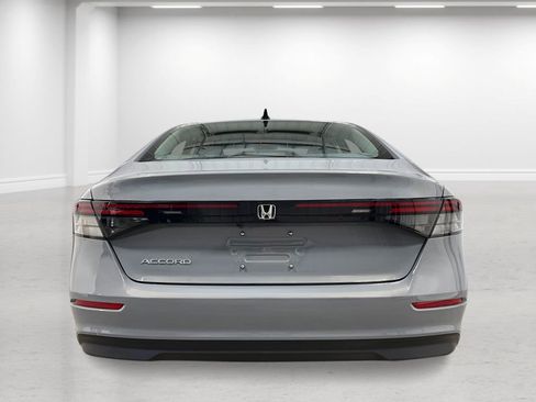 New 2026 Honda Accord SE image 4