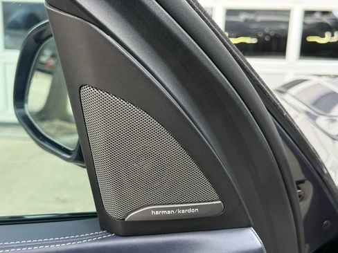 Used 2021 BMW X7 M50i w/ Executive Package image 46