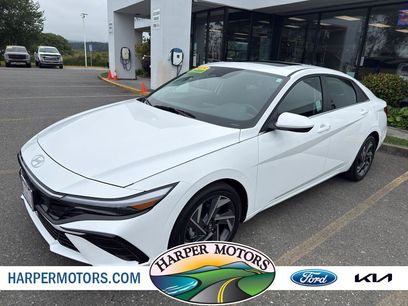 Used 2025 Hyundai Elantra SEL