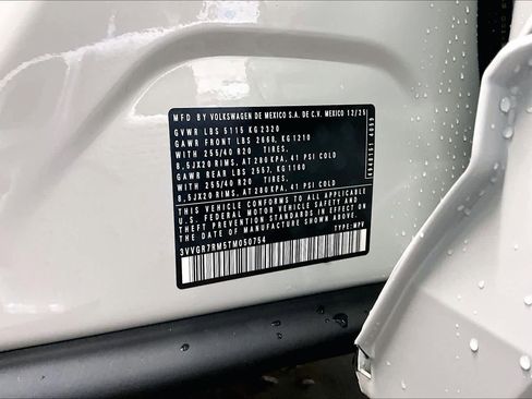 New 2026 Volkswagen Tiguan SE R-Line image 36