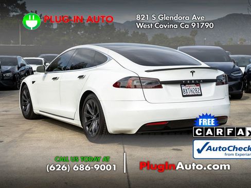 Used 2019 Tesla Model S Standard Range image 2