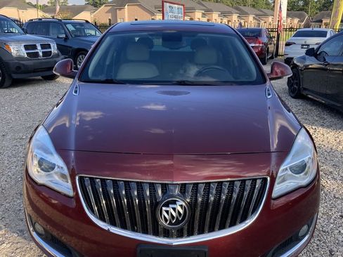 Used 2016 Buick Regal image 3