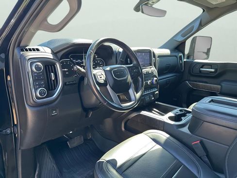 Used 2021 GMC Sierra 2500 Denali w/ Denali Ultimate Package image 26