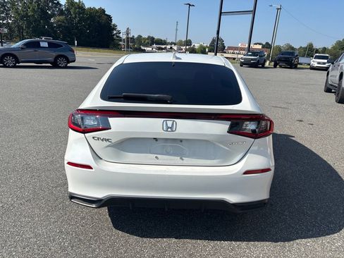 Used 2023 Honda Civic Sport image 7