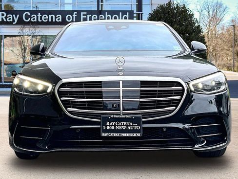 Certified 2023 Mercedes-Benz S 580 4MATIC Sedan image 3