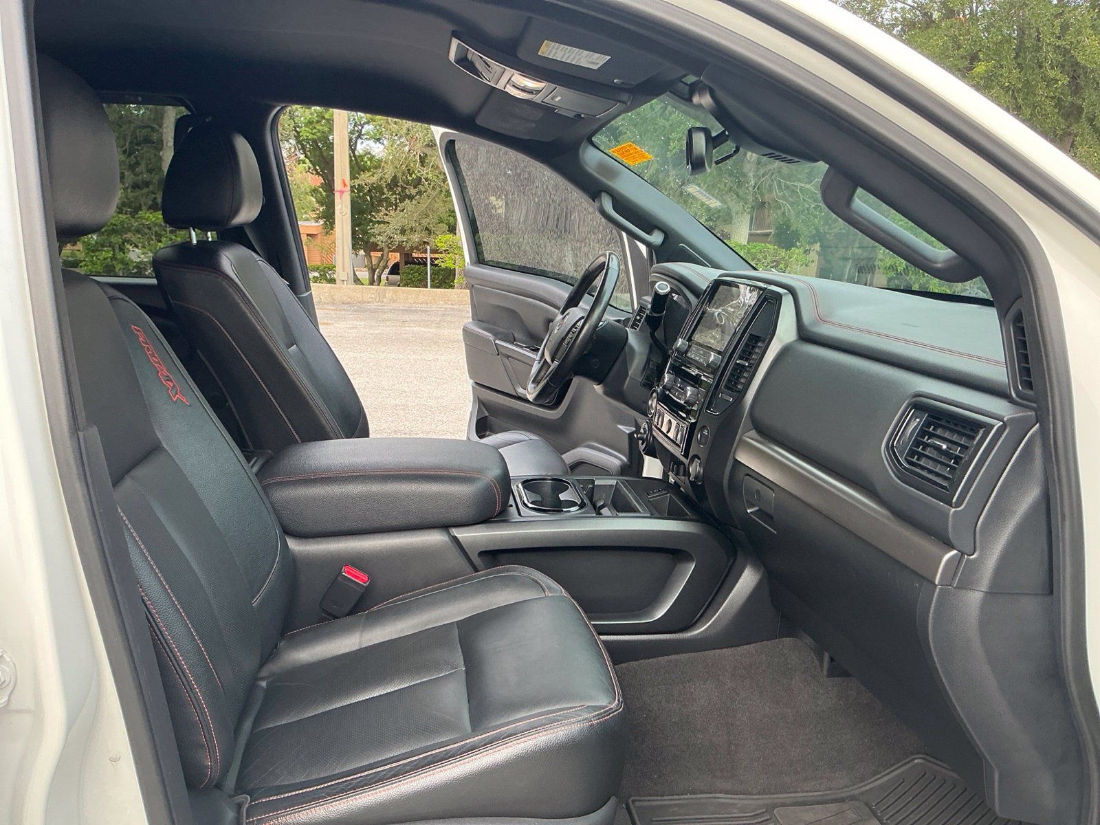 Certified 2021 Nissan Titan PRO-4X w/ Pro-4x Convenience Package AWD/4WD image 14
