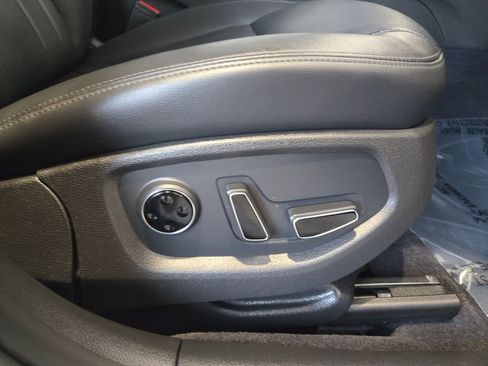 Used 2020 Genesis G80 3.8 image 7