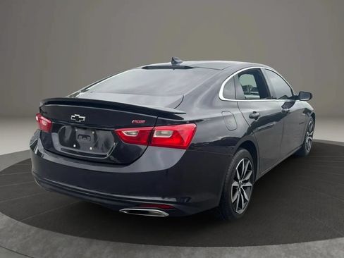 Used 2022 Chevrolet Malibu RS FWD image 3