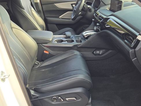 Certified 2023 Acura MDX w/ Technology Package AWD/4WD image 6
