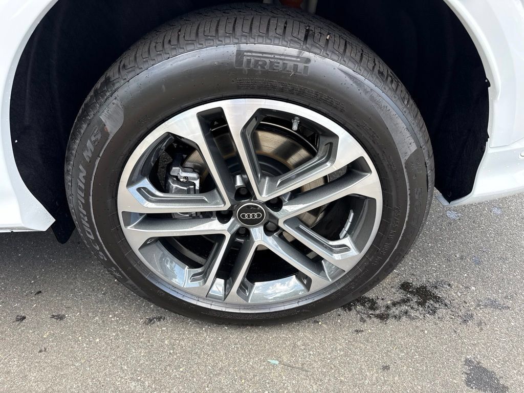 New 2026 Audi Q5 Premium AWD/4WD image 11