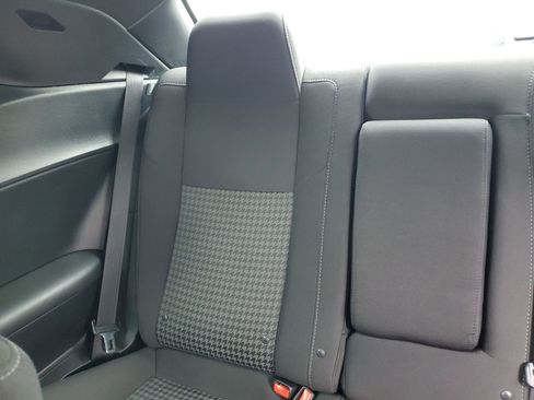 Used 2018 Dodge Challenger R/T Scat Pack image 28