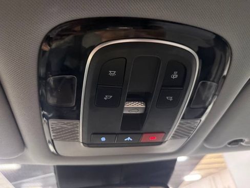 Used 2022 Hyundai Palisade SEL w/ Premium Package AWD/4WD image 28