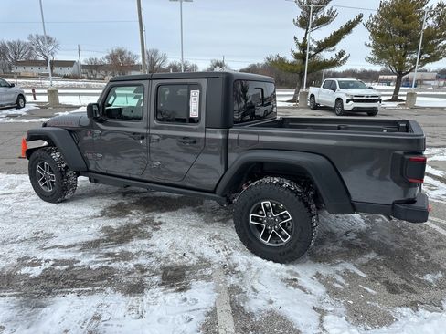 New 2026 Jeep Gladiator Mojave image 17