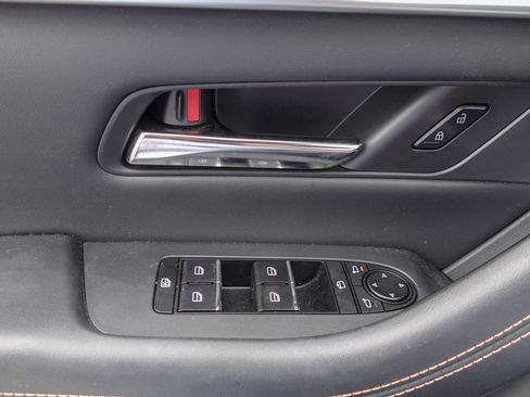 Used 2024 MAZDA CX-90 Plug-In Hybrid w/ Premium Plus image 11