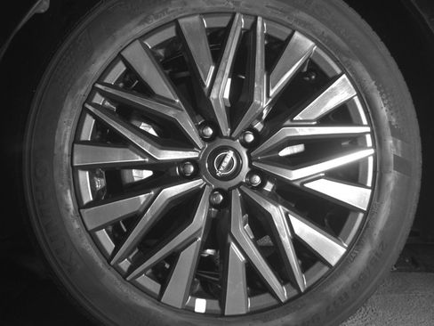 Used 2025 Nissan Altima 2.5 SV image 12