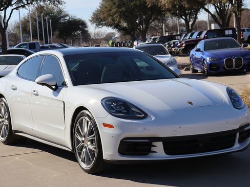 Used 2020 Porsche Panamera 4 w/ Premium Package Plus image 3