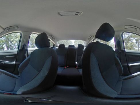 Used 2025 Nissan Versa SV FWD image 36